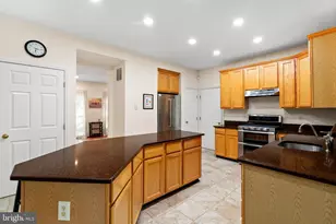 41 Waterford Dr, Bordentown, NJ 08505 - Photo 12