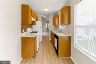 144 Alexander Rd, Beverly, NJ 08010 - Photo 10