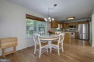 94 Jennifer Ln, Burlington, NJ 08016 - Photo 4