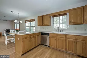 94 Jennifer Ln, Burlington, NJ 08016 - Photo 24