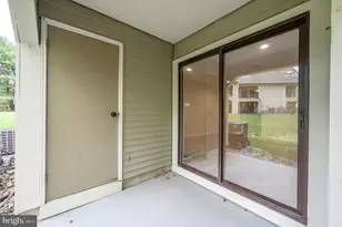 17 Chelmsford Ct, Marlton, NJ 08053 - Photo 10