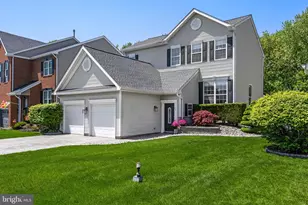 22 Tomahawk Dr, Burlington, NJ 08016 - Photo 2