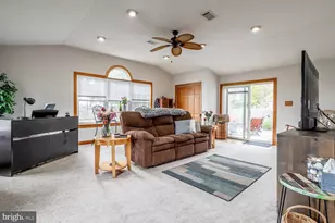 13 Woodhurst Dr, Eastampton, NJ 08060 - Photo 12