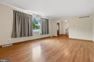 13 Village Ave, Marlton, NJ 08053 - Photo 12