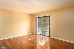 140B Bradford Ct, Mount Laurel, NJ 08054 - Photo 6