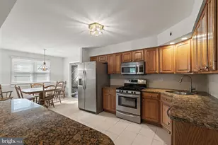 621 S Forklanding Rd, Maple Shade, NJ 08052 - Photo 8