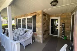 71 Huntington Dr, Southampton, NJ 08088 - Photo 2