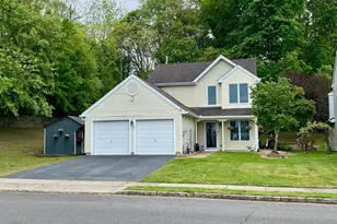 24 Tudor Dr, Burlington, NJ 08016 - Photo 18