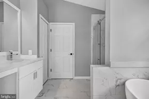 19 Annapolis Dr, Marlton, NJ 08053 - Photo 30