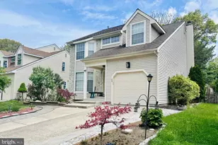 26 Christopher Mills Dr, Mount Laurel, NJ 08054 - Photo 2