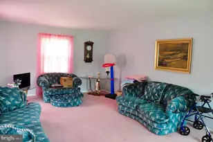 25 Huntington Ln, Willingboro, NJ 08046 - Photo 6