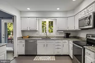 23 Hilltop Ln, Medford, NJ 08055 - Photo 8