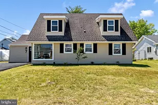 7 Belhurst Ln, Willingboro, NJ 08046 - Photo 1