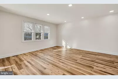 33 Sycamore Drive, Burlington, NJ 08016 - Photo 6