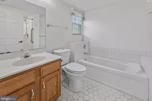 732 Cascade Dr N, Mount Laurel, NJ 08054 - Photo 24
