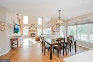 43 Oxford Cir, Southampton, NJ 08088 - Photo 12