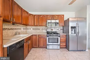 14 Landon Dr, Bordentown, NJ 08505 - Photo 8