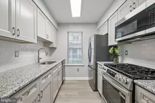 901 Wharton Rd, Mount Laurel, NJ 08054 - Photo 14