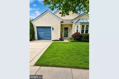 965 Larkspur Place N, Mount Laurel, NJ 08054 - Photo 1