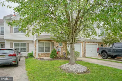 127 Buckingham Way, Mount Laurel, NJ 08054 - Photo 2