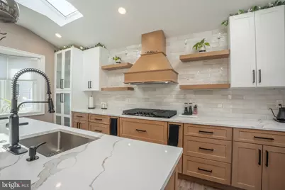 202 Hendrickson, Edgewater Park, NJ 08010 - Photo 10