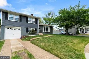 410 Taft Pl, Beverly, NJ 08010 - Photo 2