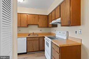 562 Willow Turn, Mount Laurel, NJ 08054 - Photo 6