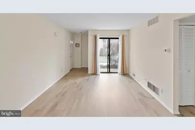562 Willow Turn #5621, Mount Laurel, NJ 08054 - Photo 4