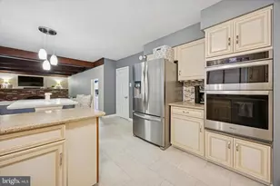 740 Grant Rd, Mount Laurel, NJ 08054 - Photo 12