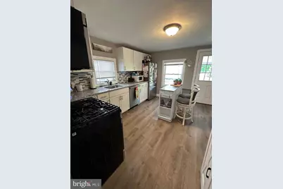 203 Mill Street, Mount Holly, NJ 08060 - Photo 8