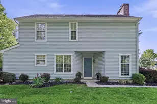 601 Lindsley Ct, Burlington Township, NJ 08016 - Photo 2