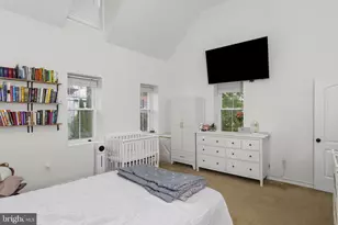 47 E Park St, Bordentown, NJ 08505 - Photo 28