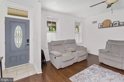 47 E Park Street, Bordentown, NJ 08505 - Photo 10