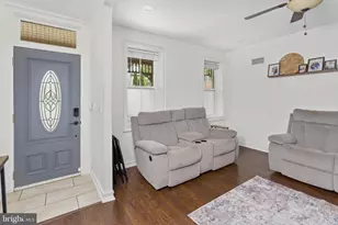 47 E Park St, Bordentown, NJ 08505 - Photo 10