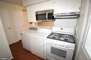 216 E Pearl St, Burlington, NJ 08016 - Photo 8