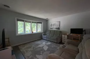 535 Cactus St, Browns Mills, NJ 08015 - Photo 2