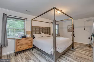 255 Burnam Wood Dr, Mount Laurel, NJ 08054 - Photo 12