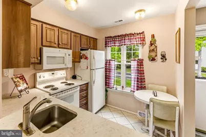 1014 Scotswood Court, Mount Laurel, NJ 08054 - Photo 6
