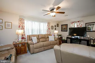 12 Heather Pl, Southampton, NJ 08088 - Photo 8