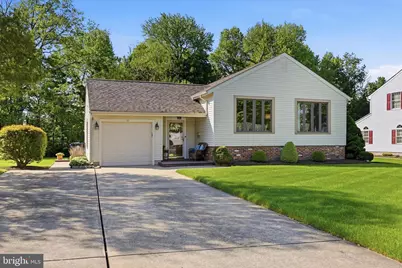 2 Glacier Drive, Cinnaminson, NJ 08077 - Photo 2