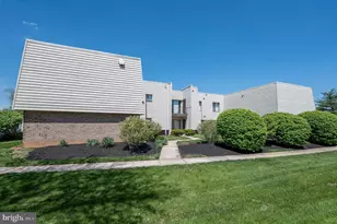 1008 Arborley Ct, Westampton, NJ 08060 - Photo 2