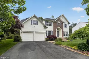 31 Longfellow Ln, Hainesport, NJ 08036 - Photo 2