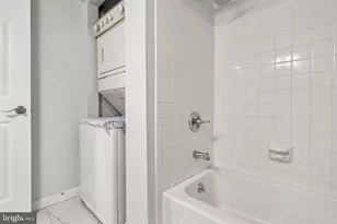 25 S Church Rd, Maple Shade, NJ 08052 - Photo 14