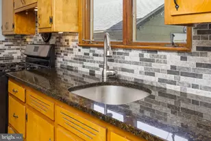 15 Crosswicks St, Bordentown, NJ 08505 - Photo 16