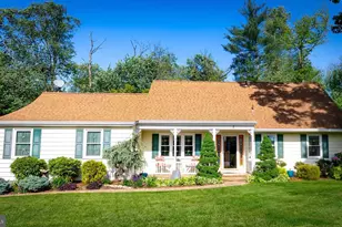 7 Carriage Way, Cinnaminson, NJ 08077 - Photo 1