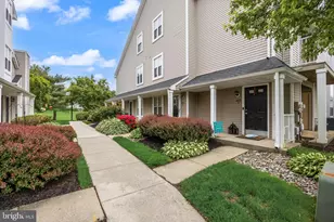 404 Saxony Dr, Mount Laurel, NJ 08054 - Photo 2