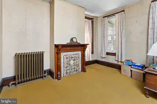 105 Prince St, Bordentown, NJ 08505 - Photo 12