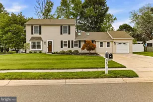 20 Grayburn Dr, Marlton, NJ 08053 - Photo 1