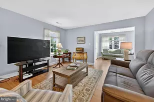 10 Village Ct, Mount Laurel, NJ 08054 - Photo 4