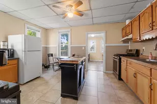 110 Delaware Ave, Delanco, NJ 08075 - Photo 10